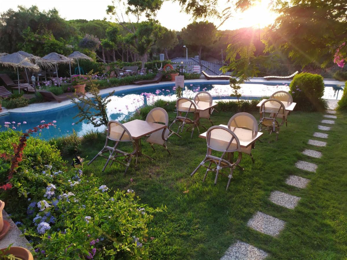 Dolina Hotel Cesme Bagian luar foto