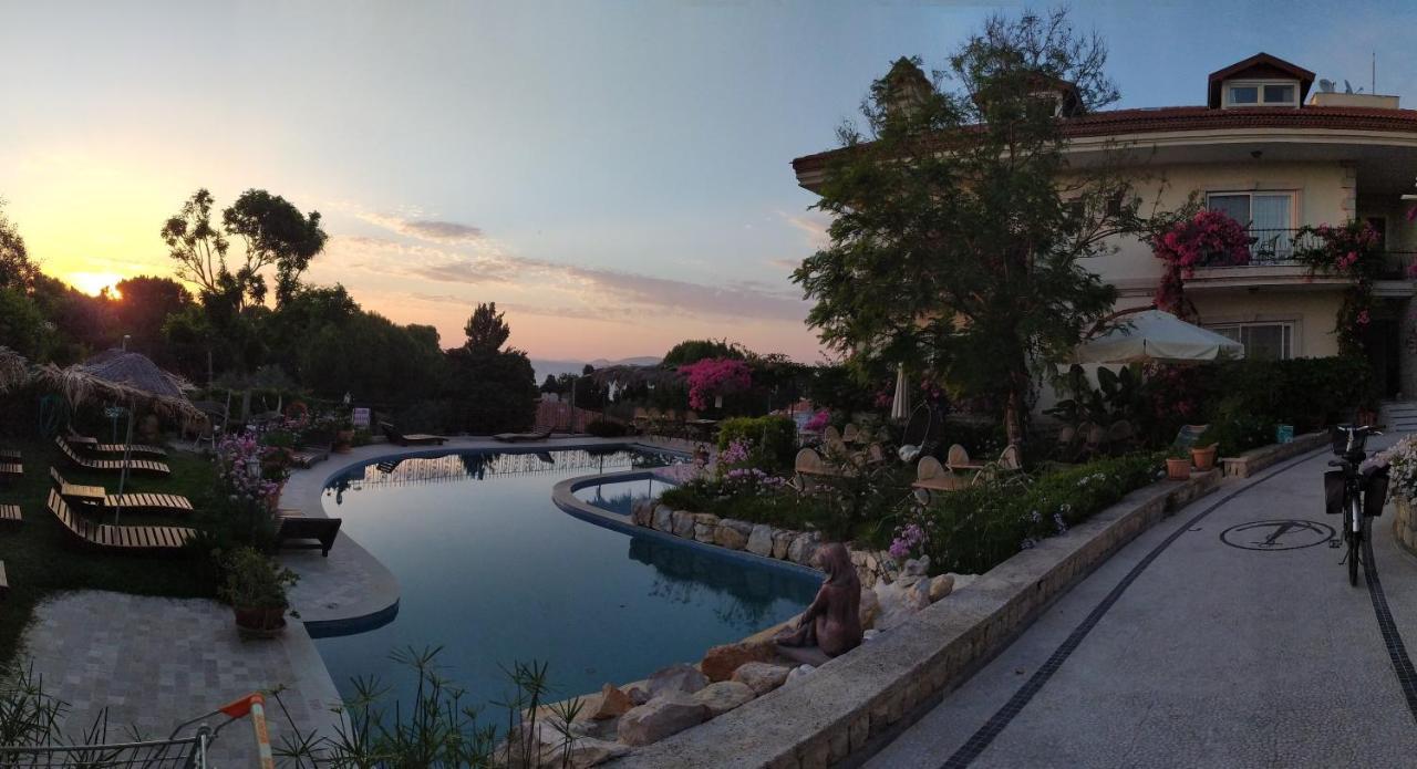 Dolina Hotel Cesme Bagian luar foto