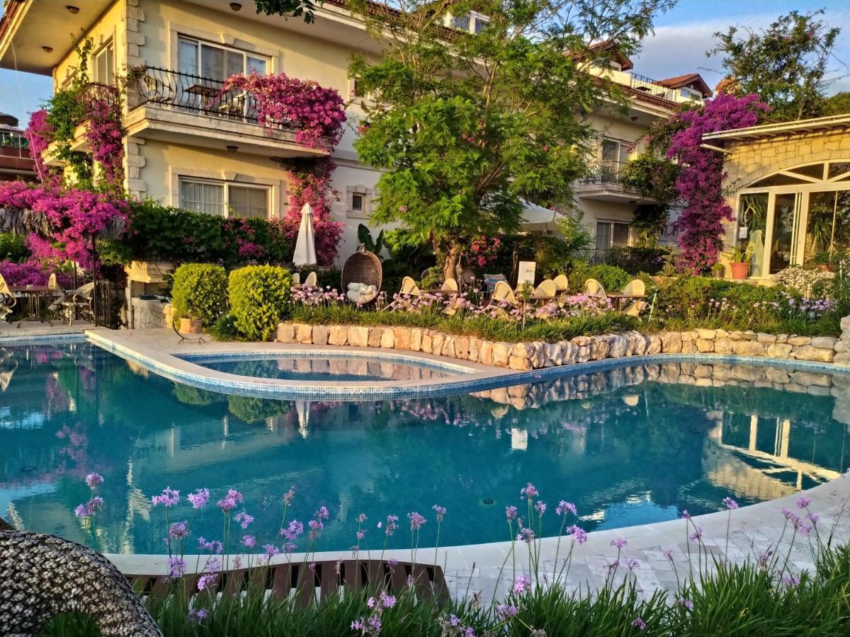 Dolina Hotel Cesme Bagian luar foto