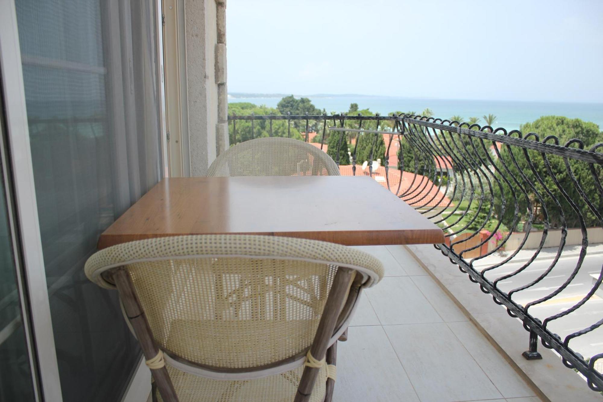 Dolina Hotel Cesme Bagian luar foto