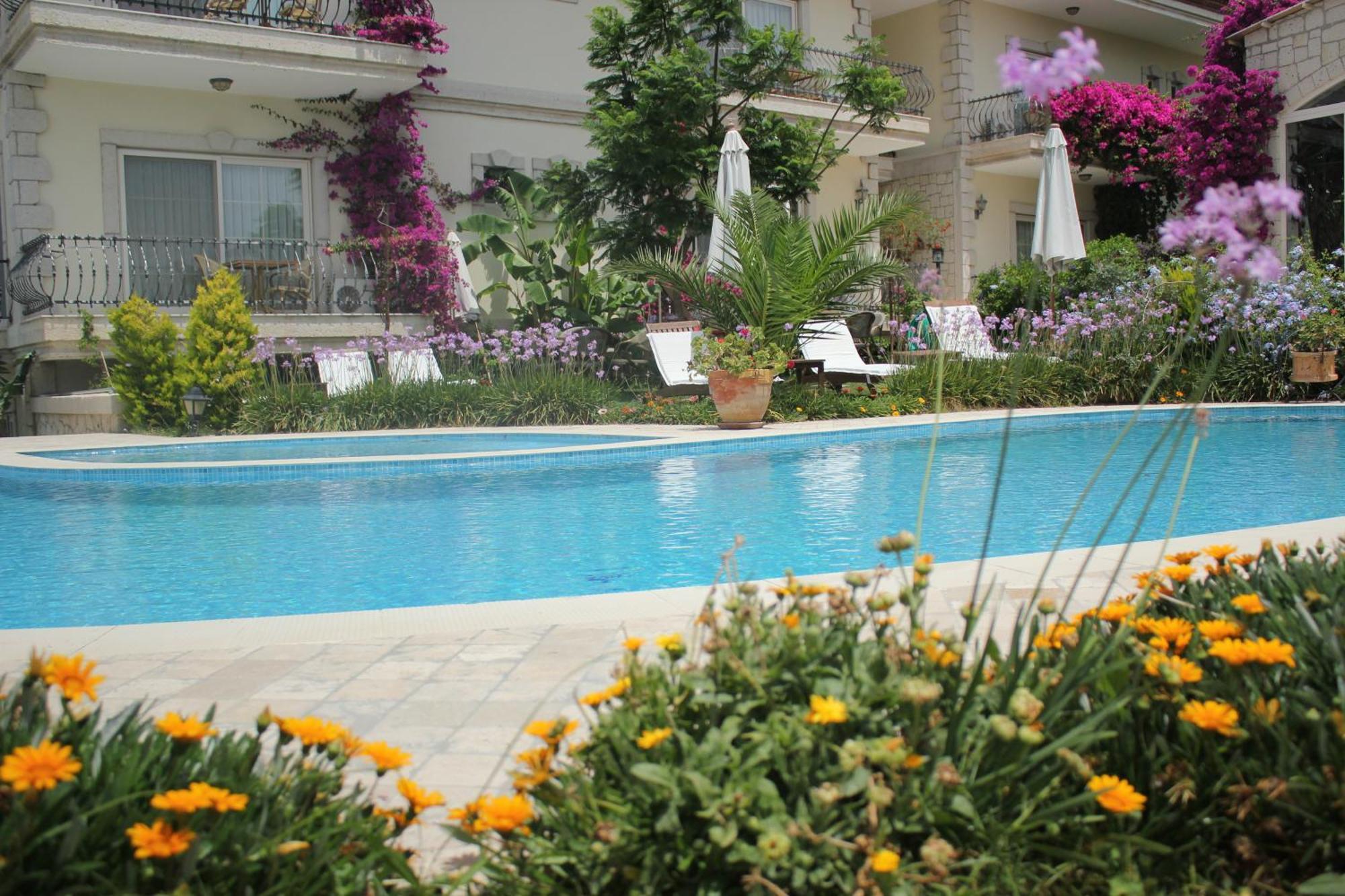 Dolina Hotel Cesme Bagian luar foto