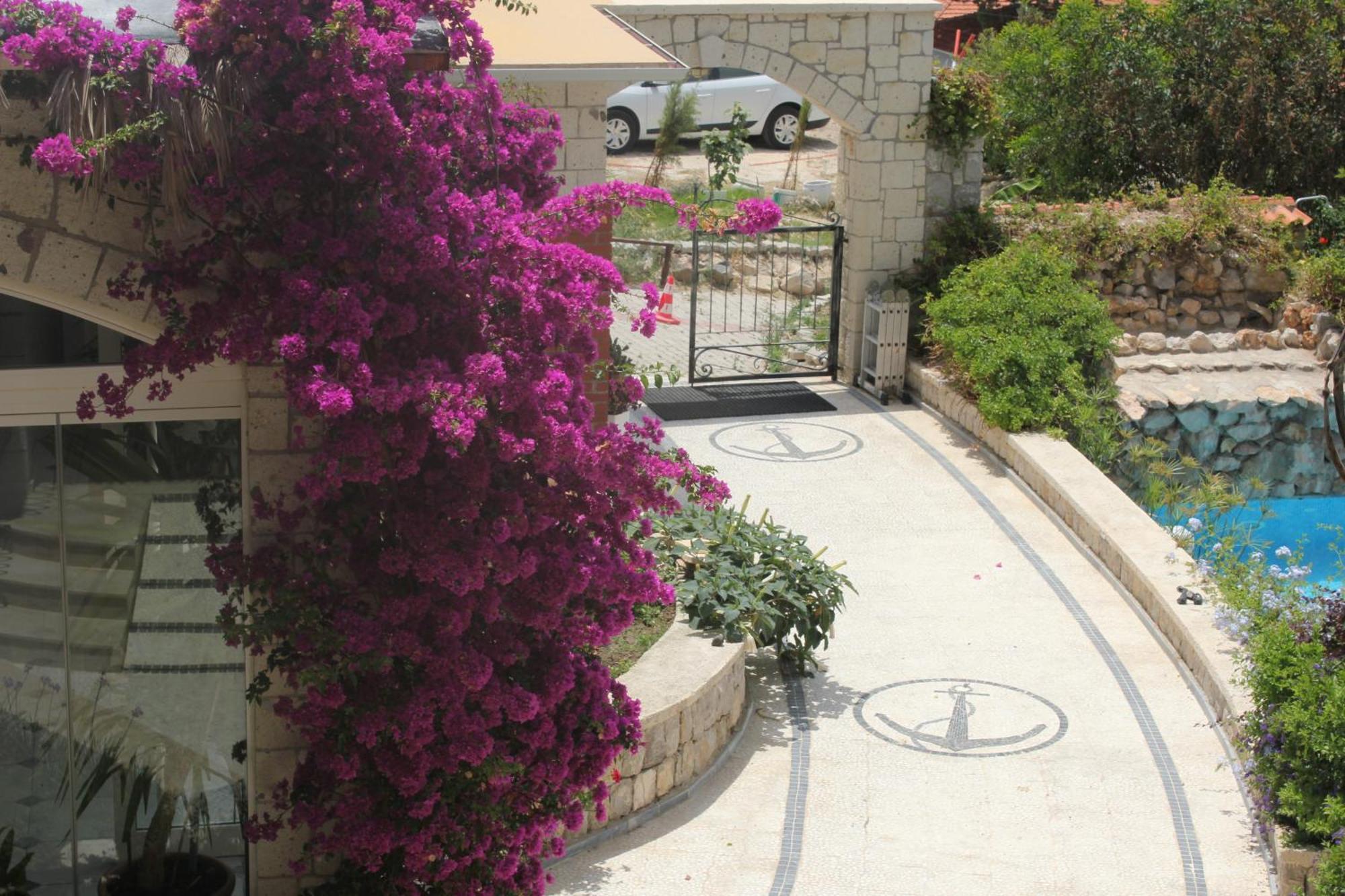 Dolina Hotel Cesme Bagian luar foto