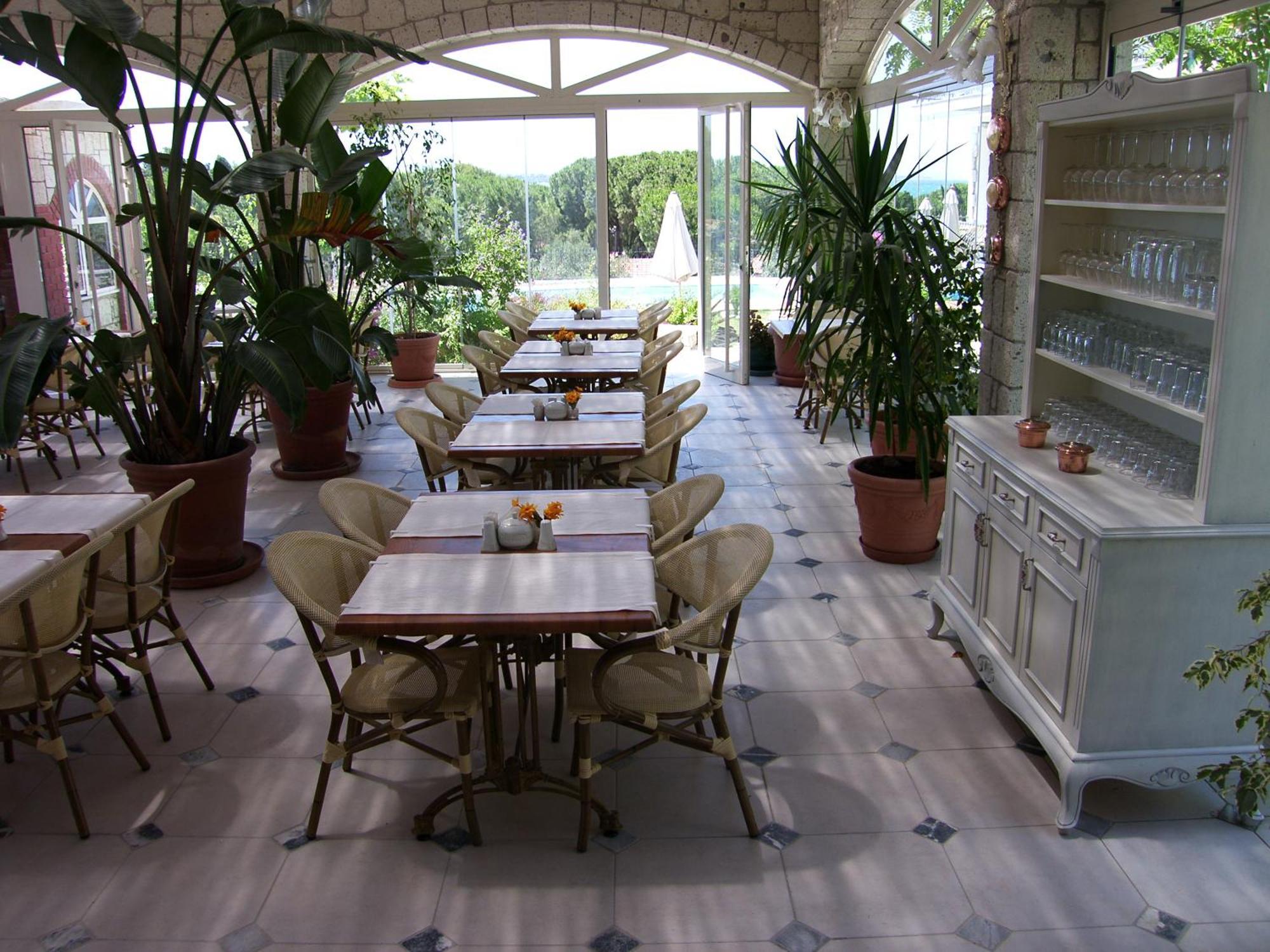 Dolina Hotel Cesme Bagian luar foto