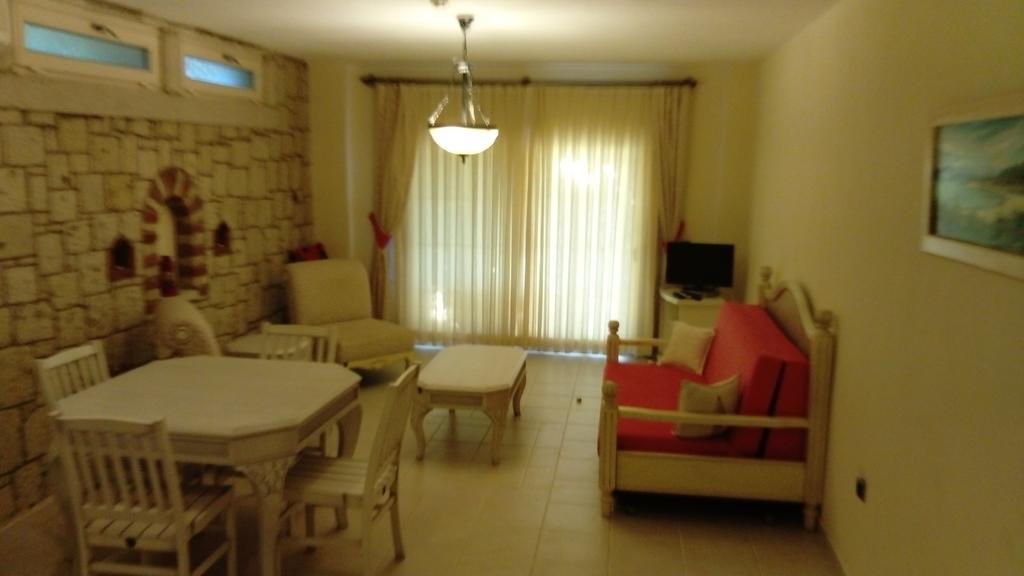 Dolina Hotel Cesme Bagian luar foto